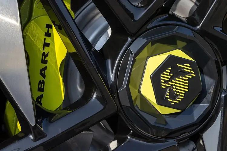 3931348 175kW 54kWh 5dr Auto