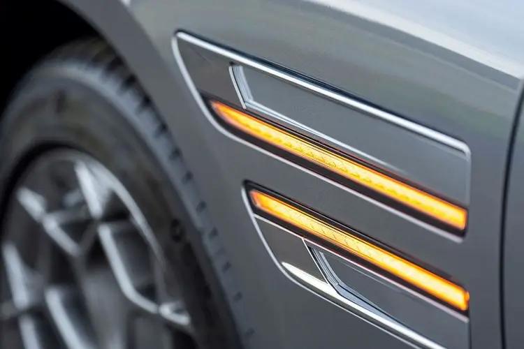 3958039 272kW Luxury 87.2kWh 4dr Auto AWD