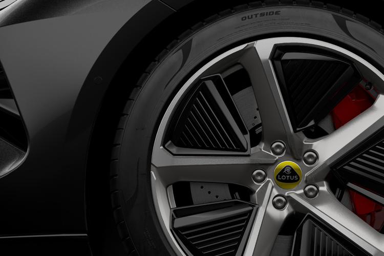 3978852 450kW 600 102kWh 4dr Auto