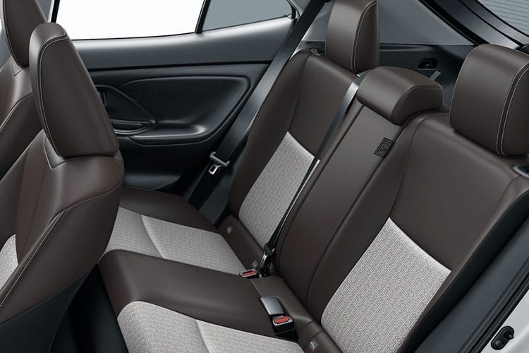 3955065 1.5 Hybrid 130 Design 5dr CVT