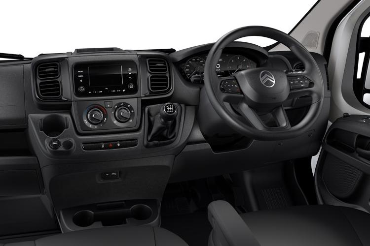 3947335 2.2 BlueHDi 140 Chassis Cab Enterprise Auto