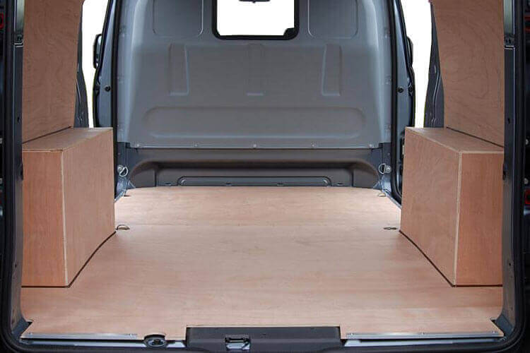 3781346 100kW 75kWh Crew Van Auto