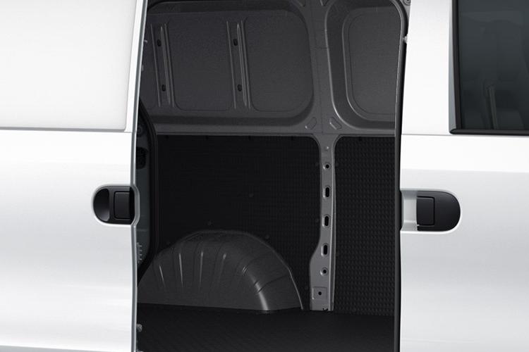 3959575 120kW H2 Van 64kWh Auto